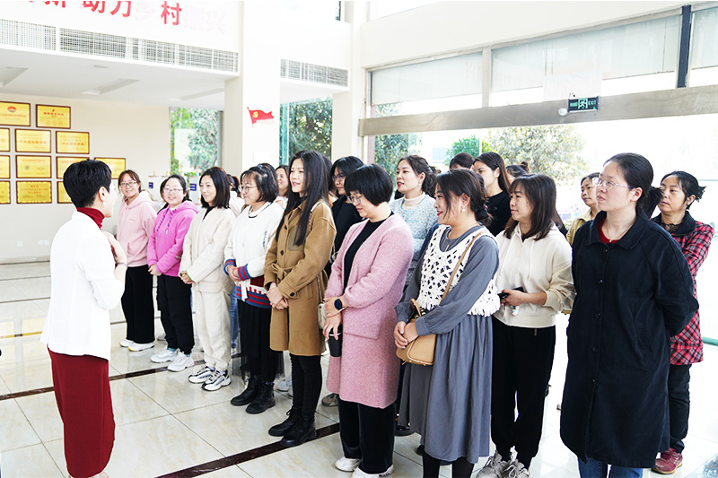 j9����Ʒ�ʹذ�Ů��Ա������